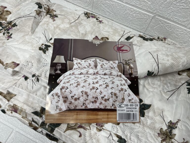 Покривало на ліжко Koloco наволочками